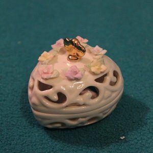 Lenox Pierced Heart Box  Valentines collectable.